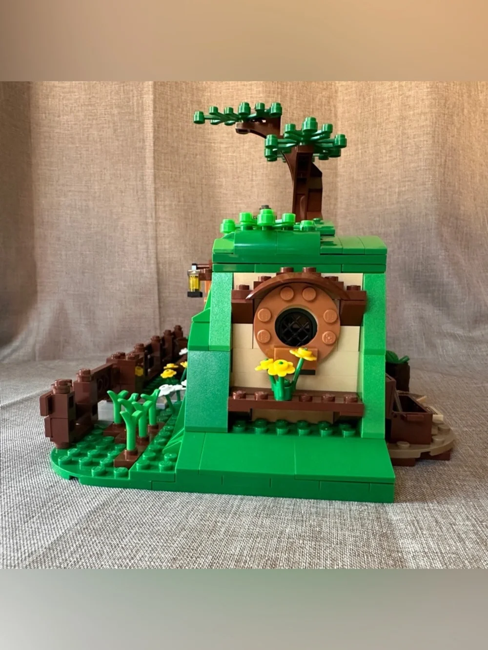 Lego The Hobbit An Unexpected Gathering Bag End Assembled Complete No MiniFigs - Picture 4 of 16